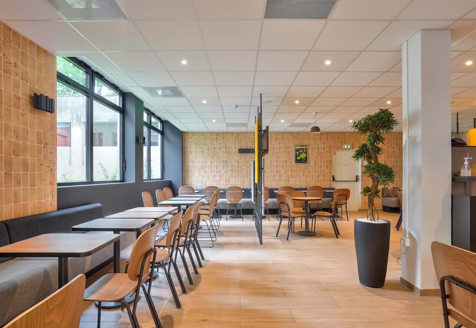 מונטרוג' B&B Hotel Paris Porte D'Orleans מראה חיצוני תמונה