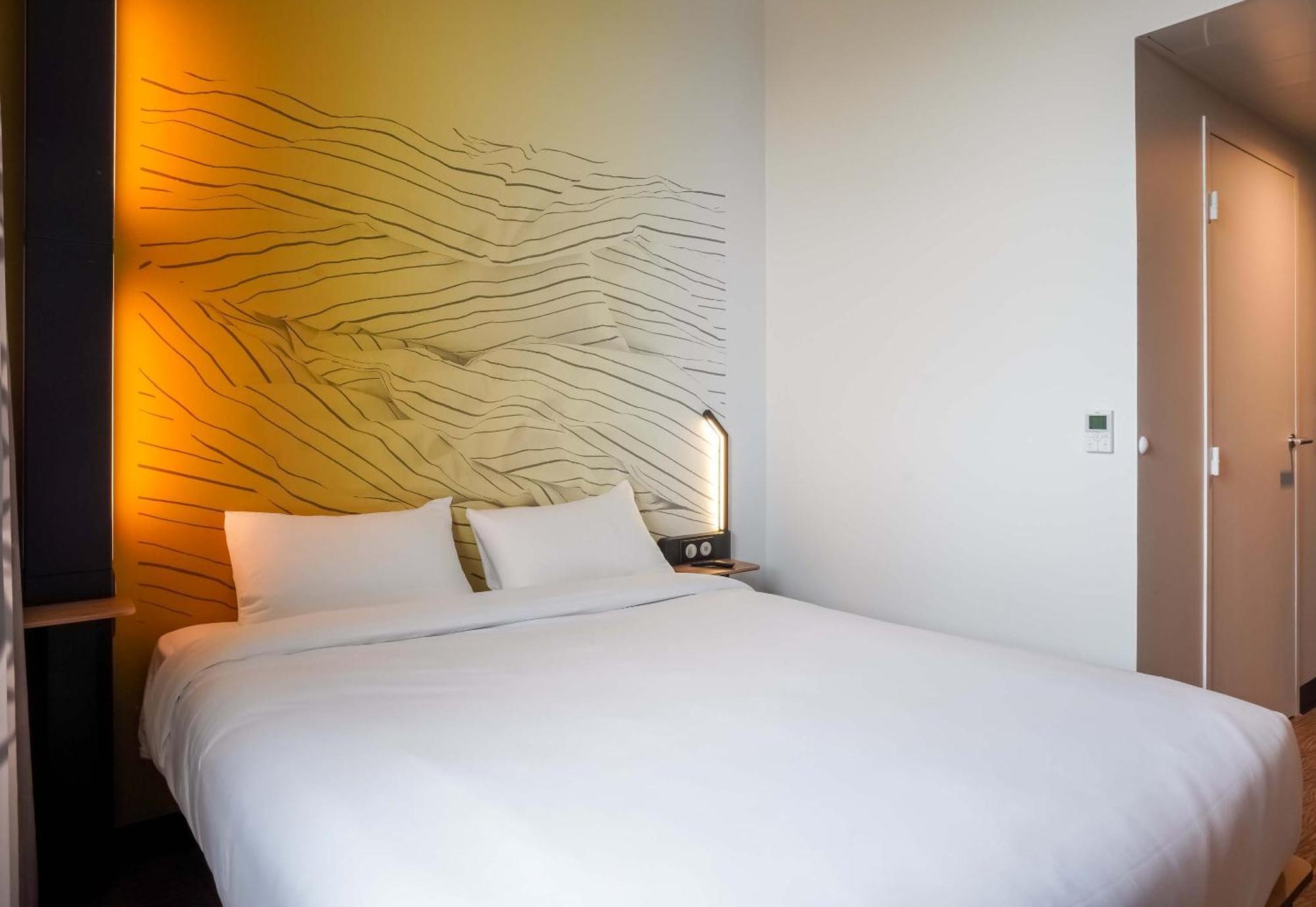 מונטרוג' B&B Hotel Paris Porte D'Orleans מראה חיצוני תמונה